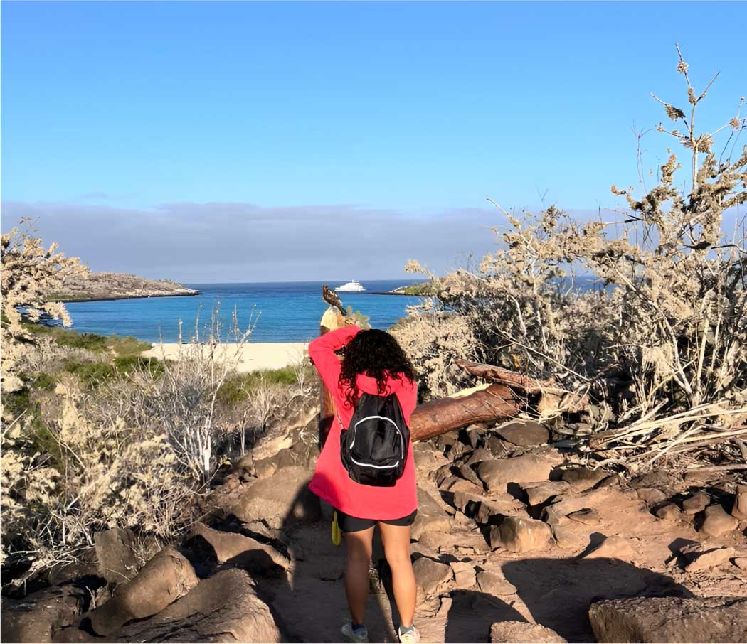 Tourist in Galapagos - Galapagos Naturally Safe